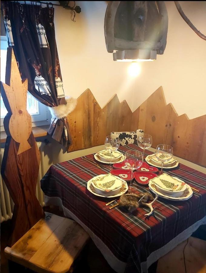Ferienwohnung La Tana Dell'Orso Campitello di Fassa Exterior foto