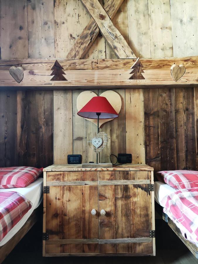 Ferienwohnung La Tana Dell'Orso Campitello di Fassa Exterior foto