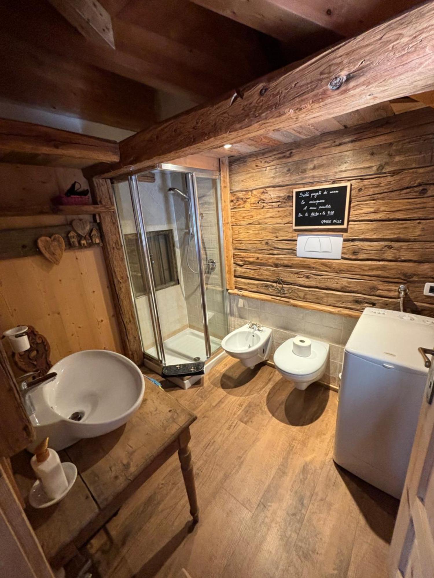 Ferienwohnung La Tana Dell'Orso Campitello di Fassa Exterior foto